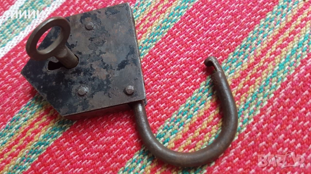 Кован руски катинар , снимка 2 - Антикварни и старинни предмети - 52048372