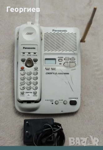 Стационарен телефон "Panasonic",Фотоапарати" Сменя 8 и Skina за лента с калъф