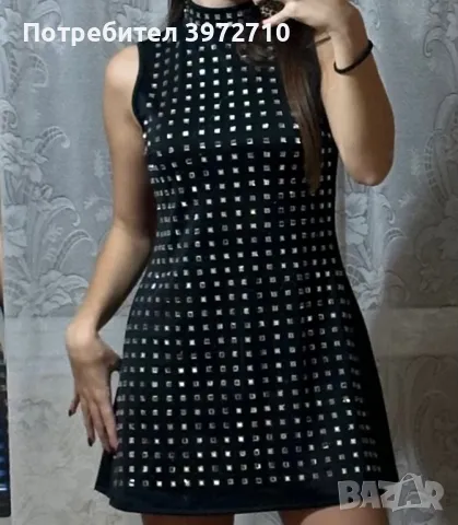 Черна рокля с камъни 