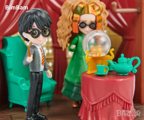 Колекционерски комплект Хари Потър MAGICAL minis -Класна стая за предсказания, снимка 4 - Фигурки - 48079283