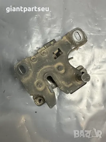 Ключалка Преден Капак VW AUDI АУДИ А3 A3 8L 8L0823500, снимка 2 - Части - 49137807