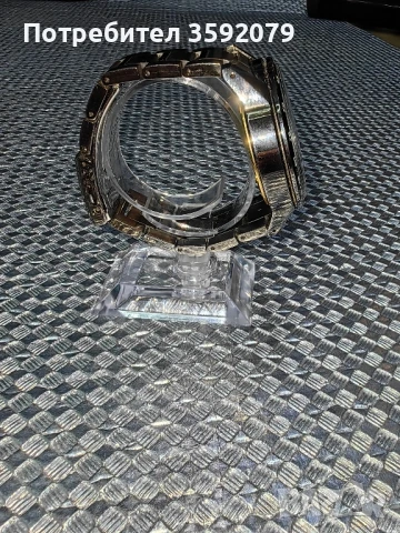 Часовник Seiko Quartz watch 50th Anniversary , снимка 6 - Мъжки - 50647237