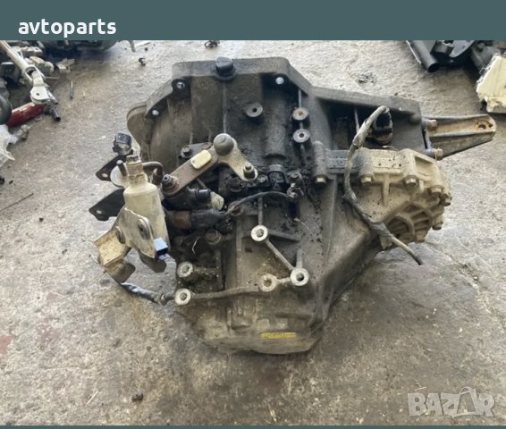 Hyundai santa fe 2.2crdi 2007година скоростна кутия ръчка 5скорости, снимка 2 - Части - 40682208