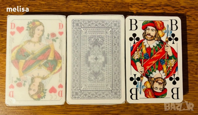 Чисто нови тестета карти