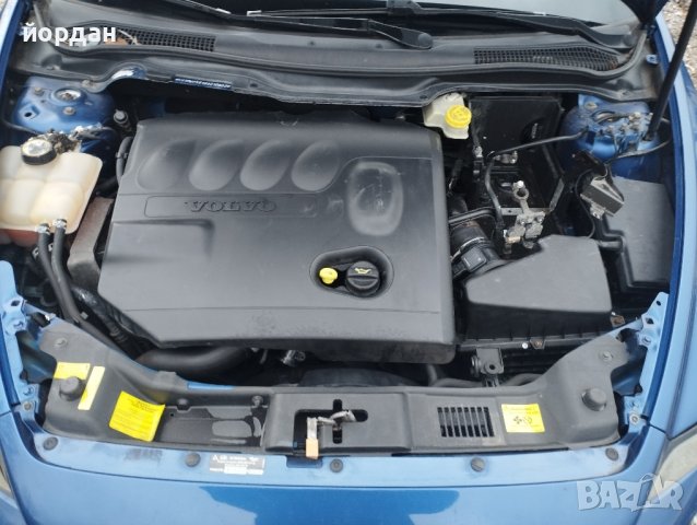 Волво В50 2.0 HDI 136 коня само на части , снимка 3 - Автомобили и джипове - 44033217
