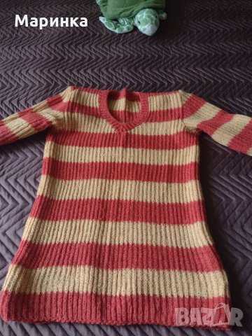 Ръчно плетен вълнен пуловер, снимка 2 - Жилетки - 34904207