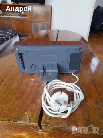 Стар часовник Електроника 6.15, снимка 3 - Антикварни и старинни предмети - 51476172