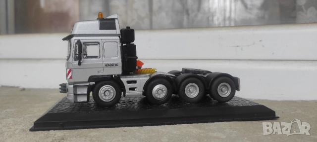 Метален 4осен камион 1:50 CONRAD, снимка 11 - Колекции - 52572740