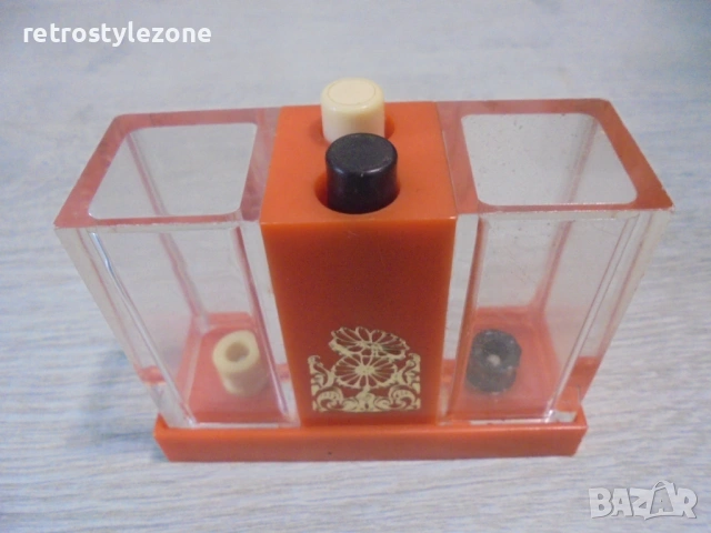 № 8493 Стара ретро солничка за сол и пипер – винтидж комплект , снимка 5 - Други ценни предмети - 51947713