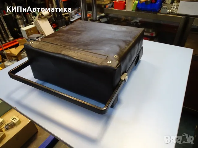 осцилоскоп VEB RFT Fehlerortungsgerat 80018, снимка 11 - Други машини и части - 49737848