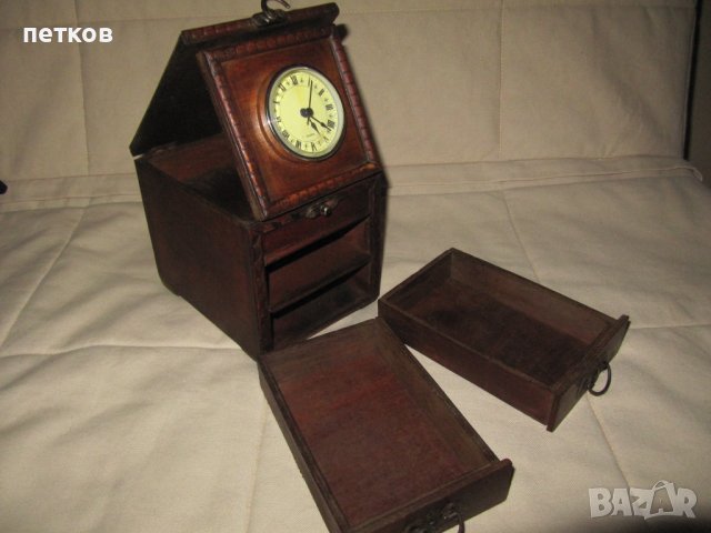 дървена кутия с вграден часовник, снимка 12 - Антикварни и старинни предмети - 43930249