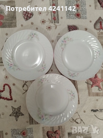 Три бели порцеланови сервиза за хранене, снимка 9 - Сервизи - 52593090
