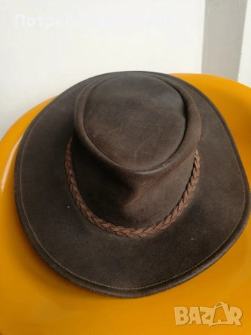 Каубойска шапка от естествена дебела кожа 