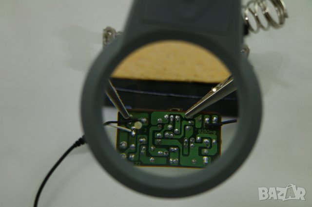 LED стъклена лупа със стойка за запояване, 2х, Германия, снимка 6 - Поялници и запояване - 26657556