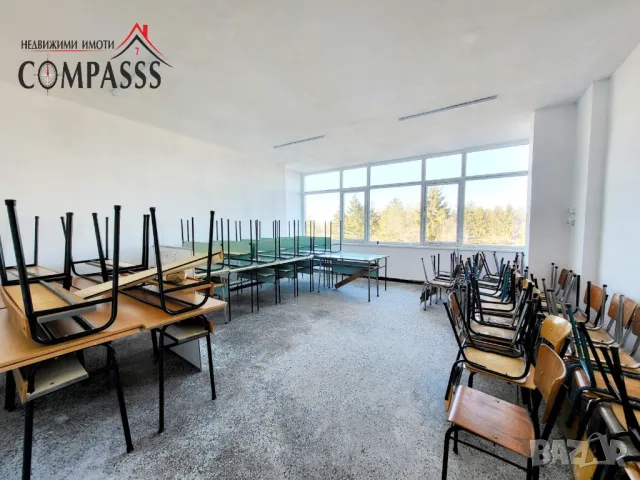 Гр. Добрич, етаж от търговска сграда ул. Калиакра – 190000евро!, снимка 4 - Офиси - 48777698