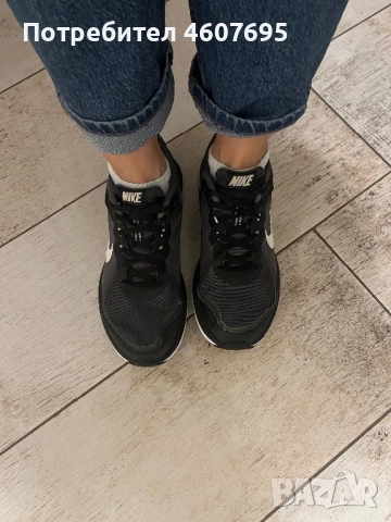 Дамски маратонки Nike, снимка 3 - Маратонки - 52045042