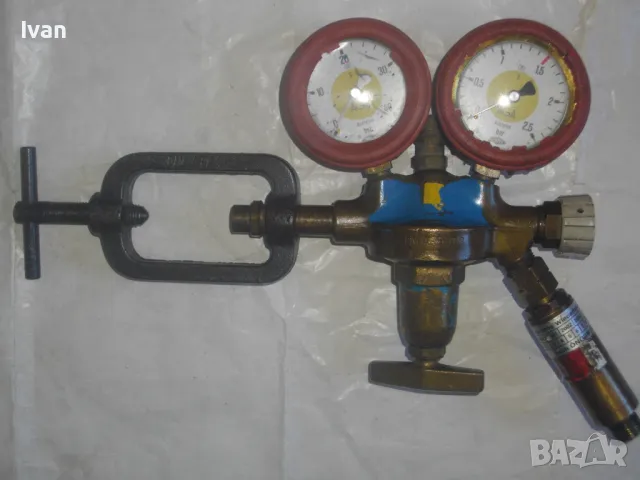 AGA Немски РЕДУЦИР ВЕНТИЛ ЗА АЦЕТИЛЕН С ИСКРОГАСИТЕЛ РЕГУЛАТОР НАЛЯГАНЕ за оксижен горелка резак, снимка 3 - Други инструменти - 47614201