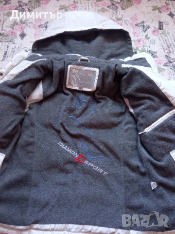 Бяло дамско зимно яке М-Л размер, снимка 5 - Якета - 52007329