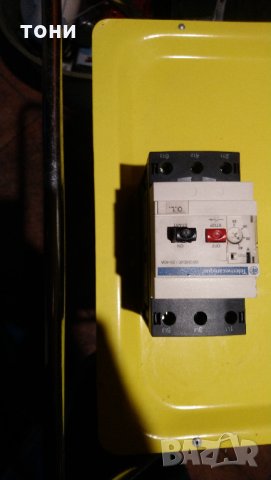 автоматичен прекъсвач Мьолер трифазен, снимка 7 - Други машини и части - 32366653