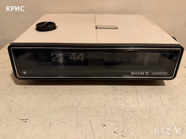 SONY DIGIMATIC ICF-C 570L Радио часовник, снимка 2 - Радиокасетофони, транзистори - 52897724