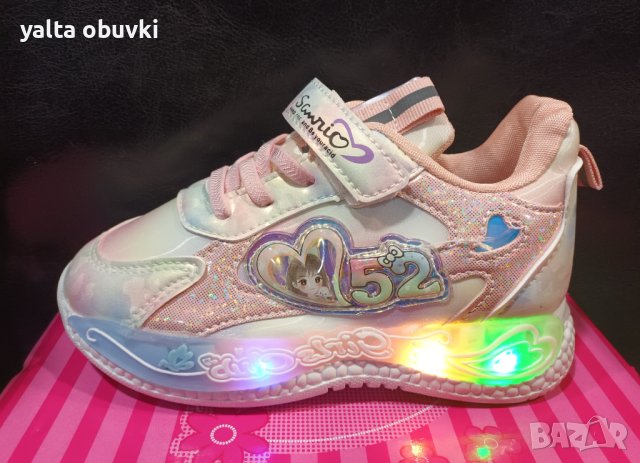 Детски светещи маратонки Sanrio girls club 52