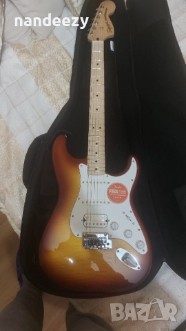 Китара Squier Affinity Stratocaster HSS + калъф Fender и усилвател Fender Champion 20, снимка 6 - Китари - 52617825