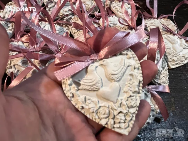 Подаръчета за гости Подаръци за Сватба /Кръщене  Малки подаръчета Сърце Гипсови фигурки за закачане , снимка 6 - Други - 43188649