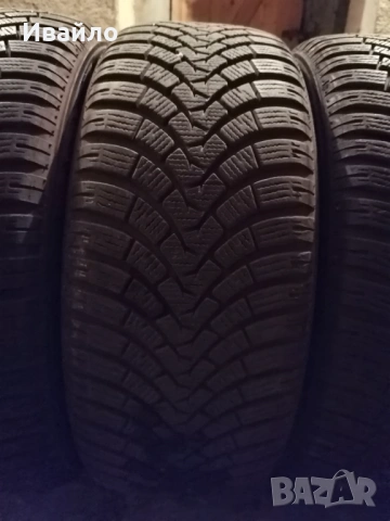 Продавам 4 броя Зимни гуми 205.55.16 на 1 сезон дот 2020 Falken , снимка 2 - Гуми и джанти - 53398795