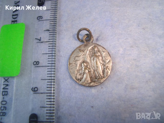 СТАРА БРОНЗОВА ДВУСТРАННА РЕЛЕФНА КАТОЛИЧЕСКА РЯДКА ПОСРЕБРЕНА ИКОНКА МАЙСТОРСКА АРТ ИЗРАБОТКА 27450, снимка 4 - Антикварни и старинни предмети - 36953985