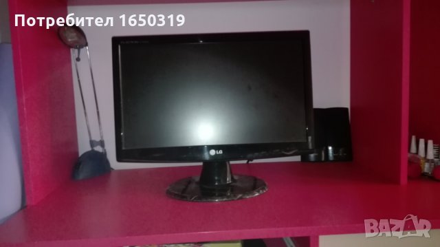 Монтор LG 19", снимка 1 - Монитори - 27532657