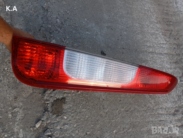 Десен стоп Ford C-Max , снимка 2 - Части - 51683911