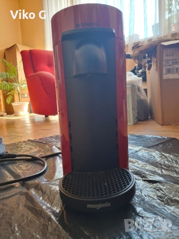 Кафемашина на капсули Nespresso Magimix M 600 Vertuo , снимка 3 - Кафемашини - 51942562