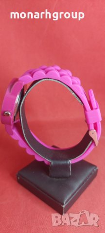 Часовник Trend Design ЧИСТО НОВ!, снимка 4 - Дамски - 43204202