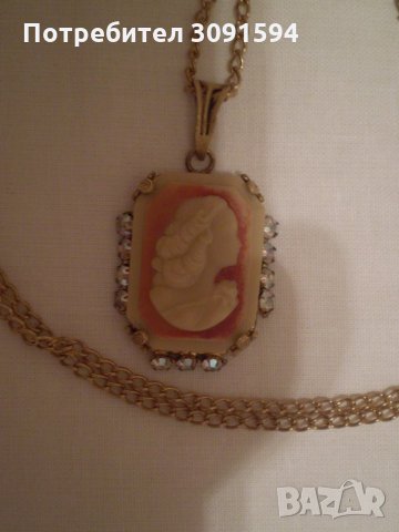 Камея медальон на верижка месинг многоцветно стъкло камеята е изработена от висококачествени материя, снимка 5 - Антикварни и старинни предмети - 35159842