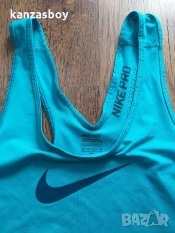  NIKE PRO - страхотен дамски потник КАТО НОВ, снимка 2 - Потници - 33501167