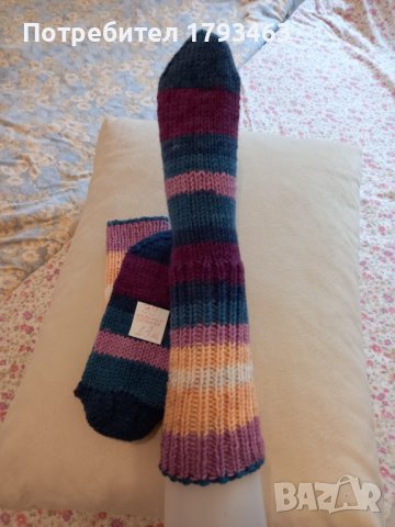 Ръчно плетени дамски чорапи размер 39, снимка 2 - Дамски чорапи - 43031926