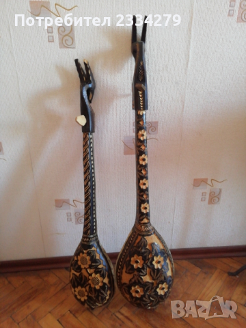 Гусла едно струнни стари музикални инструменти целите в дърворезба. , снимка 5 - Антикварни и старинни предмети - 44927076