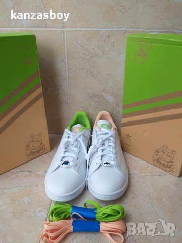 Adidas Stan Smith Miss Piggy & Kermit - мъжки кецове НОВИ С КУТИЯ РАЗМЕРИ - 43 1/3 /44/42/42 2/3, снимка 7 - Маратонки - 43989906