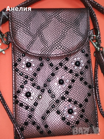 Дамски малки чантички за телефон и ключове, снимка 12 - Чанти - 51497956