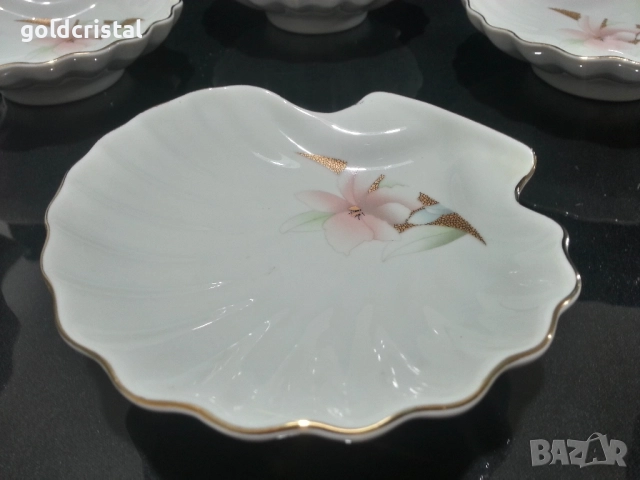 Стар български порцелан Изида чинии , снимка 2 - Антикварни и старинни предмети - 51636168