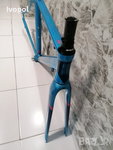 BOARDMAN Шосейна рамка, снимка 3 - Части за велосипеди - 52838625