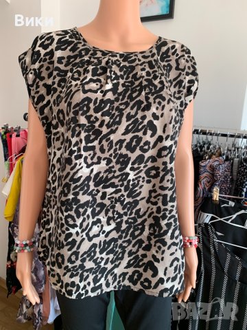 Дамска блуза с къс ръкав