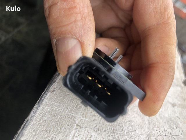 Kia Caens 1.6    сензор за положение на дроселната клапа, снимка 3 - Автомобили и джипове - 44934061