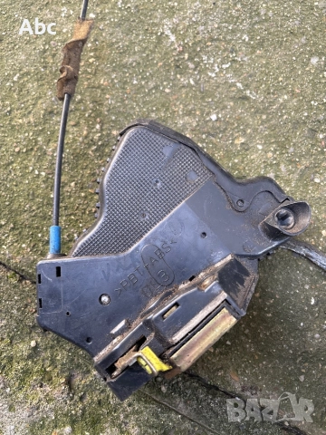 Шофьорска брава за Тойота корола версо 2004-2010