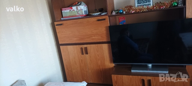 Продавам много запазена секция 270см дължина 190см височина , снимка 4 - Секции и витрини - 52934442