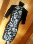 Черна офис рокля със сини флорални мотиви и 3/4 ръкав Л, снимка 3