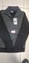 Продавам интересен черен мъжки пуловер с яка , снимка 2