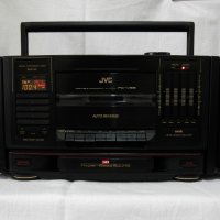 ⭐⭐⭐ █▬█ █ ▀█▀ ⭐⭐⭐ JVC PC-V66 - рядък ретро гетобластер с цифров тунер, 3D звук, Hyper-Bass Sound, снимка 1 - Аудиосистеми - 16887087