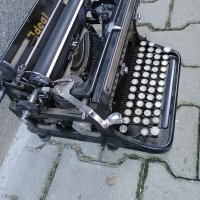 Стара пишеща машина Ideal, снимка 2 - Колекции - 43959212