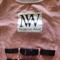 Блуза на Negative Wear , снимка 3 - Блузи с дълъг ръкав и пуловери - 42957915